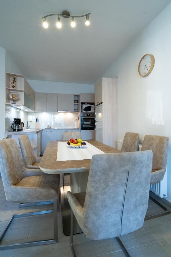 Apartman Ana Novi Vinodolski Exterior foto